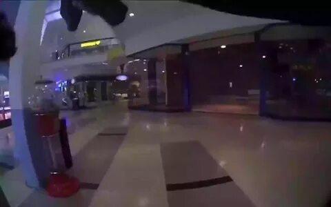 The cop's a lil lispy 