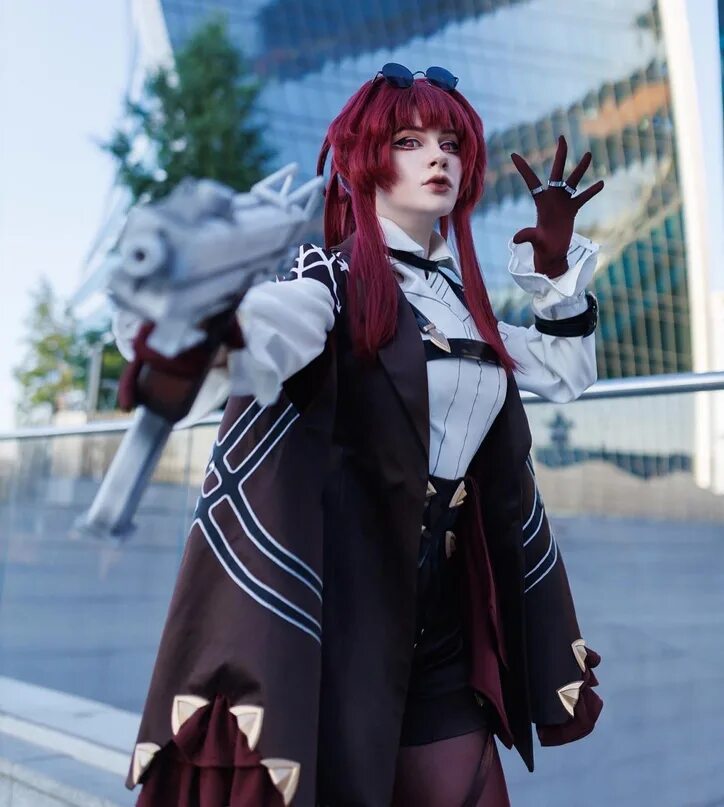 Саэко бусудзима косплей. Kafka cosplay. Kafka cosplay star rail. Cosplay full. Кафка хонкай косплей.