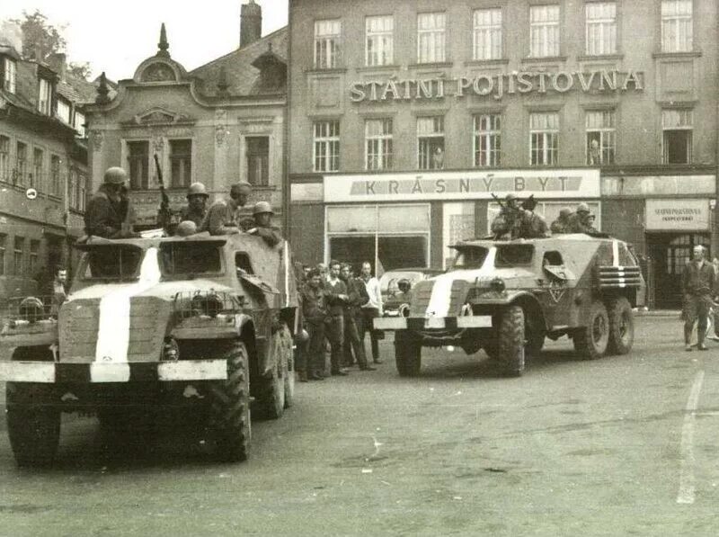 Создание чехословакии. Операция «Дунай». Чехословакия, 1968 год.. БТР 152 В Чехословакии. Операция Дунай 1968. Чехословакия 1968 год.