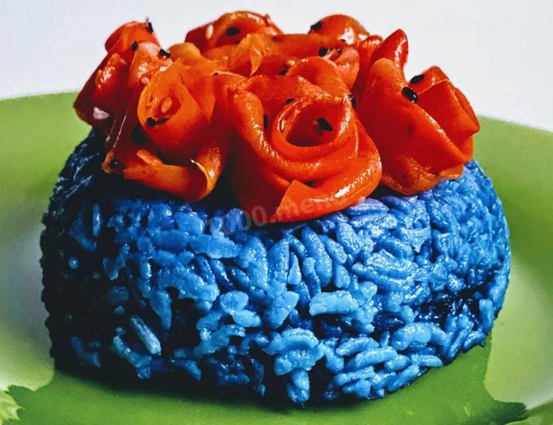 Blue rice. Синий торт. Голубой рис. Голубая еда. Торт из синих баклажан.