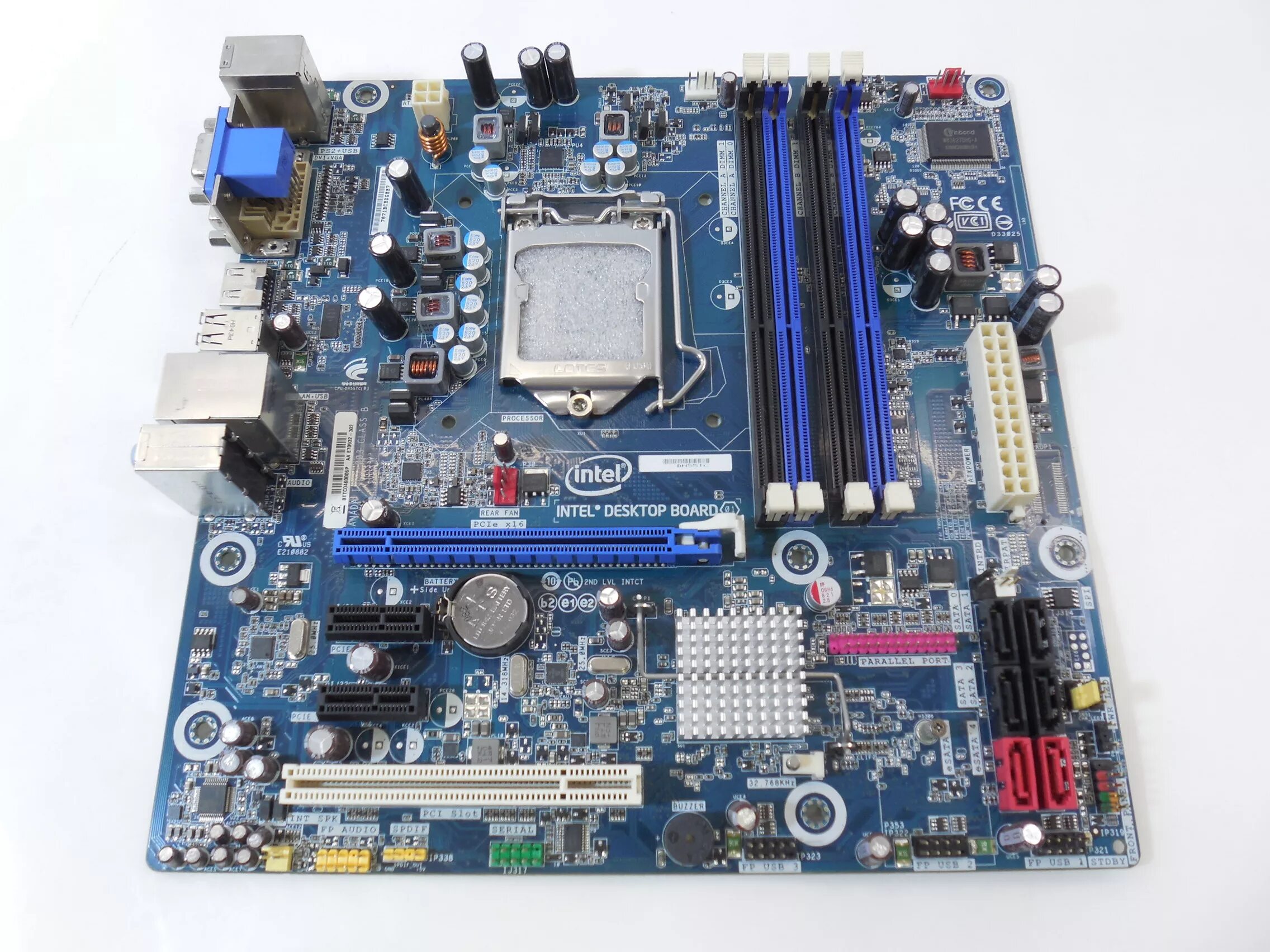 Сокет 1156 платы. Материнская плата Intel dh55tc. Intel desktop Board dh55. Материнская плата MB Socket 1156 Intel dh55tc. Intel dh55tc lga1156.