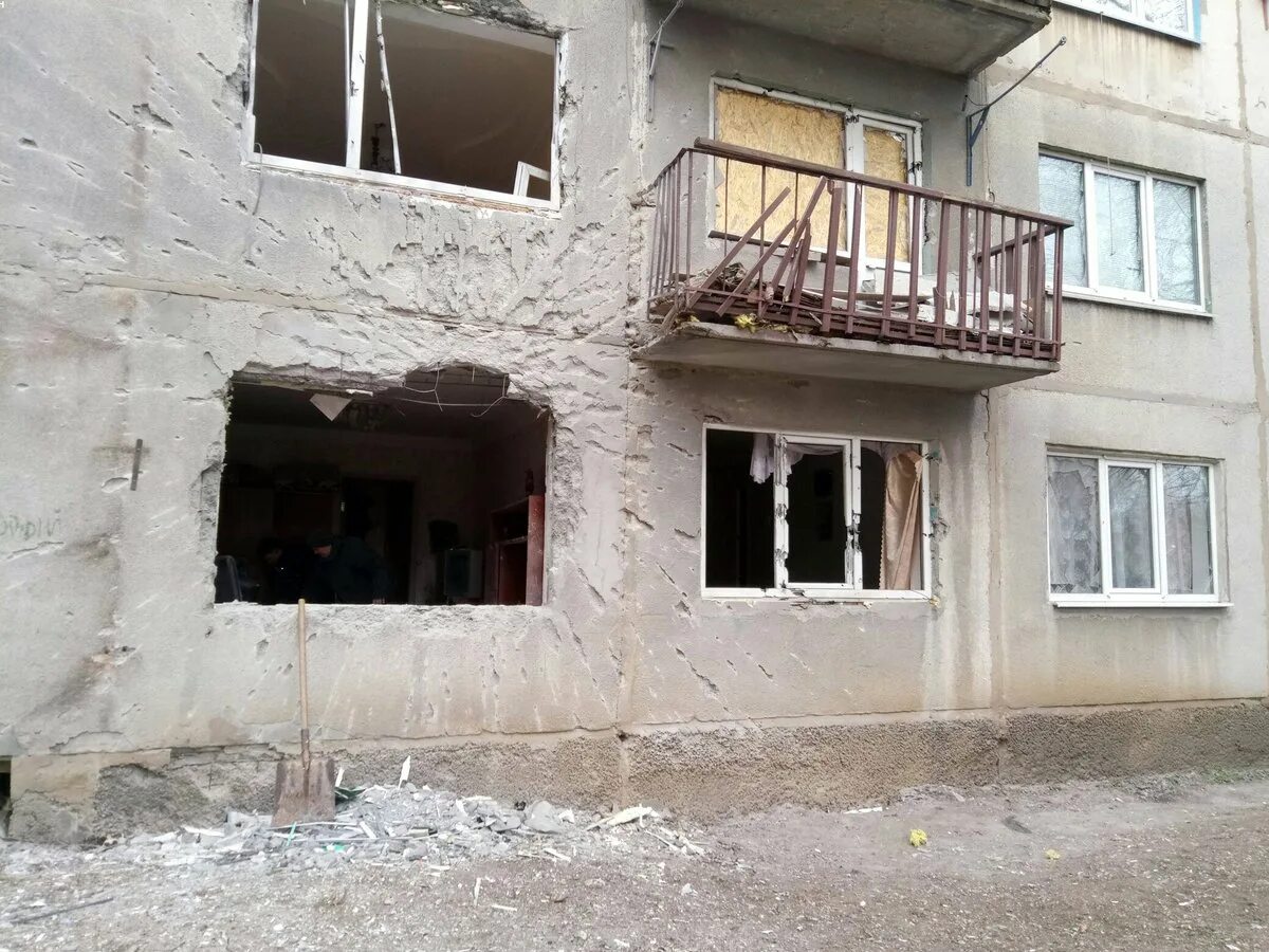 Красногоровка последние новости. Украина красногоровка сейчас. Красногоровка донецк. Красногоровка донецкая область ул матросова дом 10. Красногоровка.