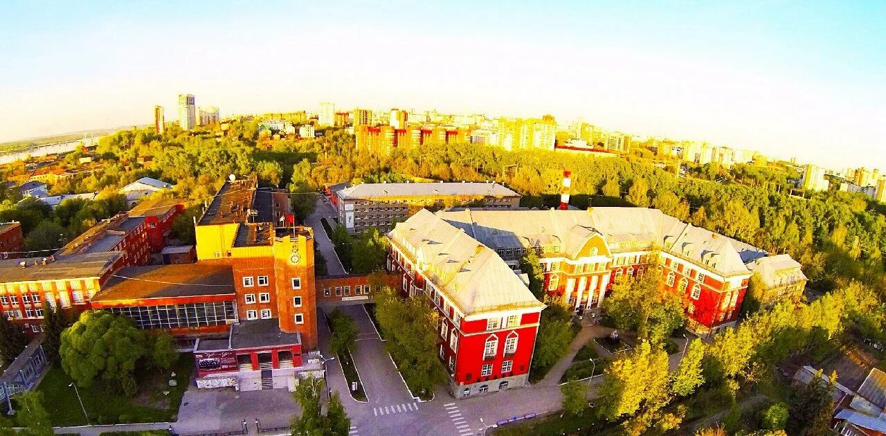 Пермский пгу. Пгниу пермь. территория пгниу пермь. университет пгу пермь. кампус университета пгниу.