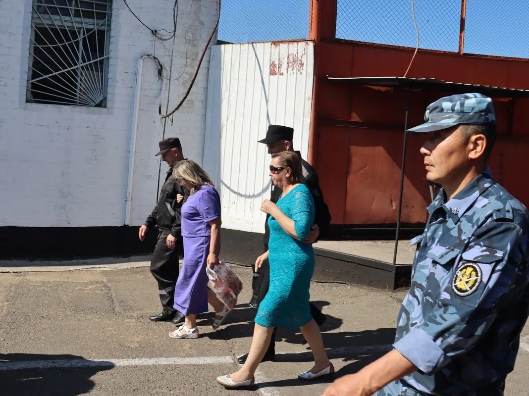 Видеокамеры для фсин. Сотрудники фсин россии. Отдел охраны фку ик-2 уфсин россии. Сотрудники фсин россии. Форма конвоира фсин.