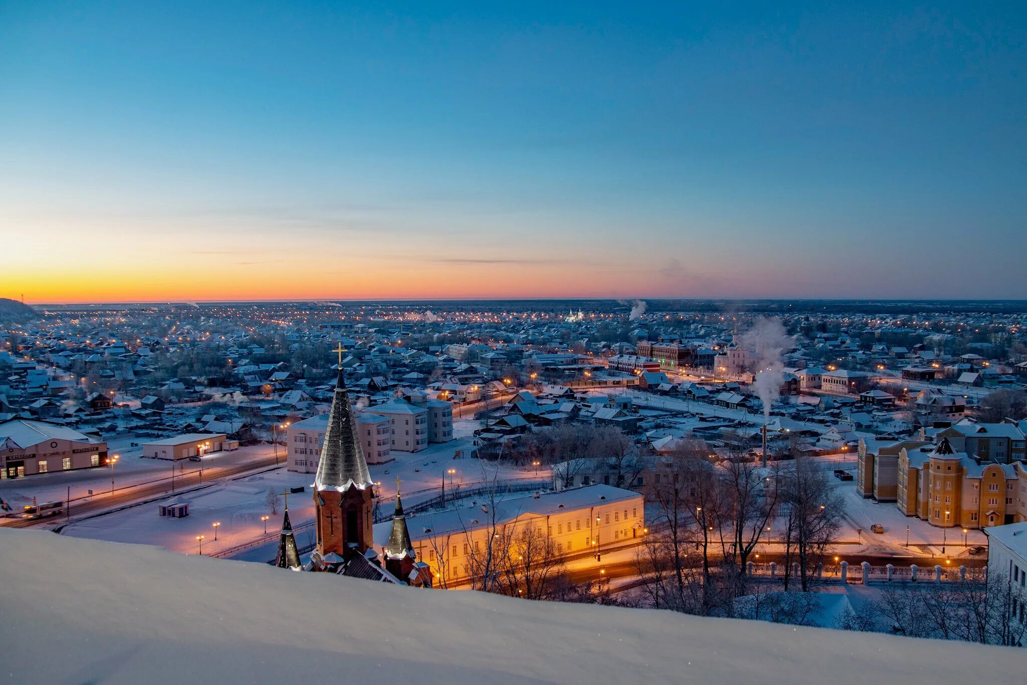 Якутск тобольск. Тобольский Кремль Тобольск. Тобольский Кремль с высоты птичьего полета. Тобольск вид на Нижний. Тобольск с высоты.