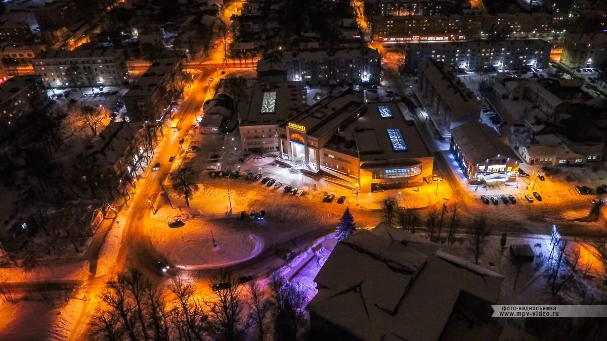 Боровичи зима. Боровичи новгородская область центр. Боровичи заводская площадь. Боровичи ул коммунарная. Боровичи новгородская область.