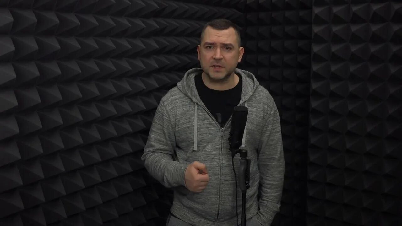 Тубус шоу мемы. Плохой сигнал ведущий. Тубус шоу. Тубус шоу мемы. Тубус шоу.