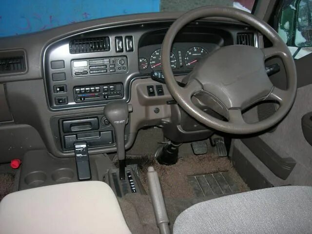 Nissan Caravan 1996. Nissan Caravan салон. Nissan Homy 1992. Ниссан Хоми 1996. Руль караван