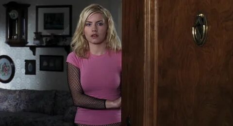 The Girl Next Door (2004) .