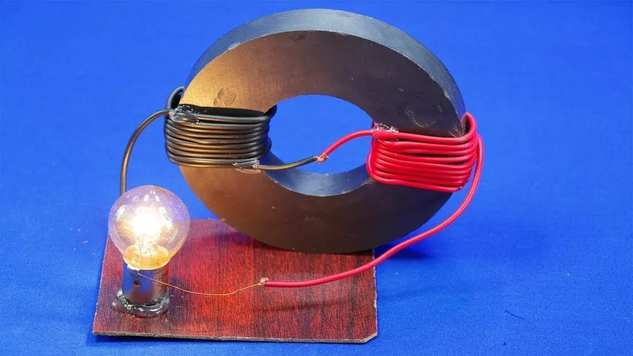 Самодельный магнитный. Генератор Стивена марка TPU. Генератор свободной энергии для лампочки 220в. Индукционный магнитный Генератор.