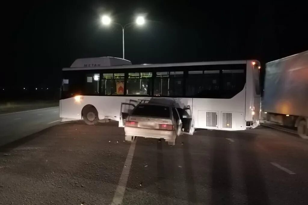 расписание поездов ижевск набережные челны. саратов тверь путь. маршрут набережные челны москва на машине. билеты москва набережные челны. электричка набережные челны нижнекамск расписание.