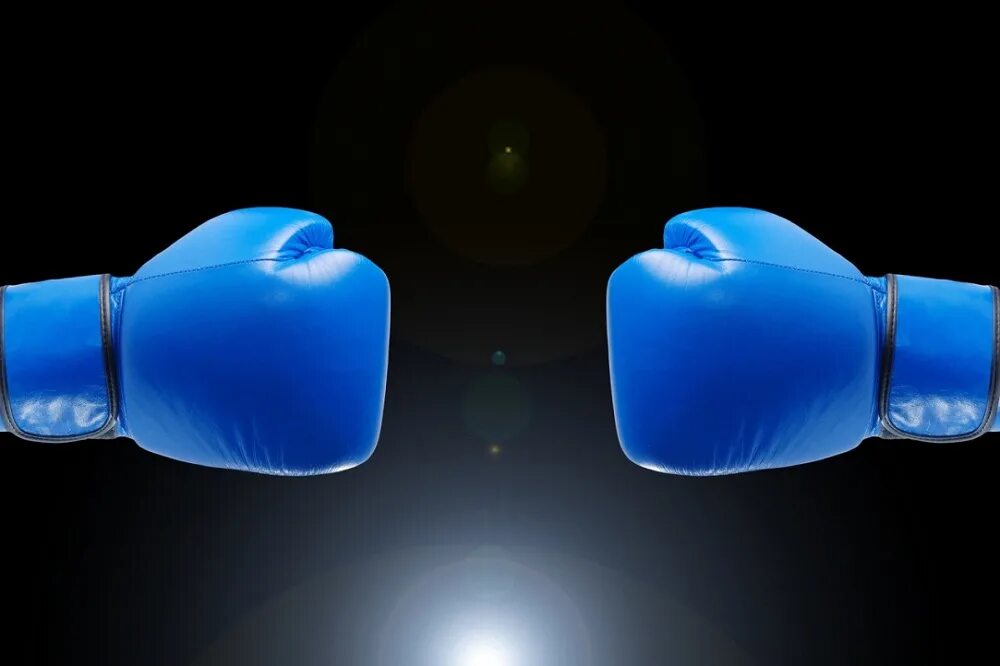 Blue boxing. Перчатки бокс для фотошопа. Перчатки для бокса. Синяя перчатка тайский бокс. Blue boxing.