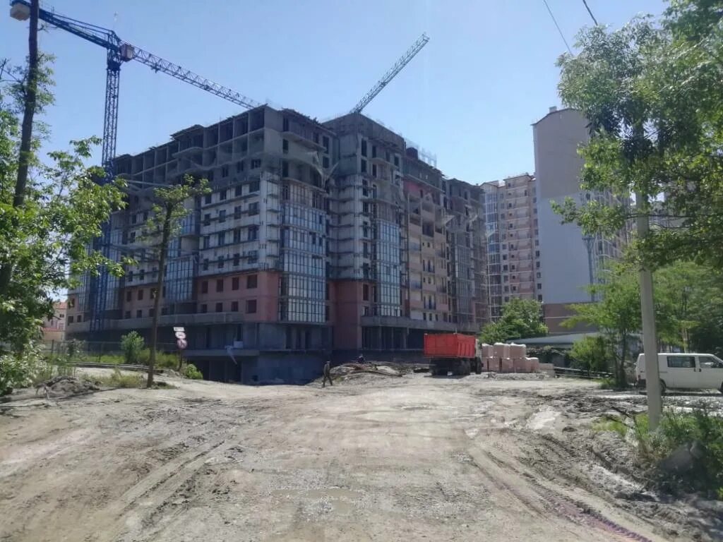 Анапа стройка. Парковая 79 анапа. Недострой в анапе. Жк консул калининград. Анапа форум дольщиков.