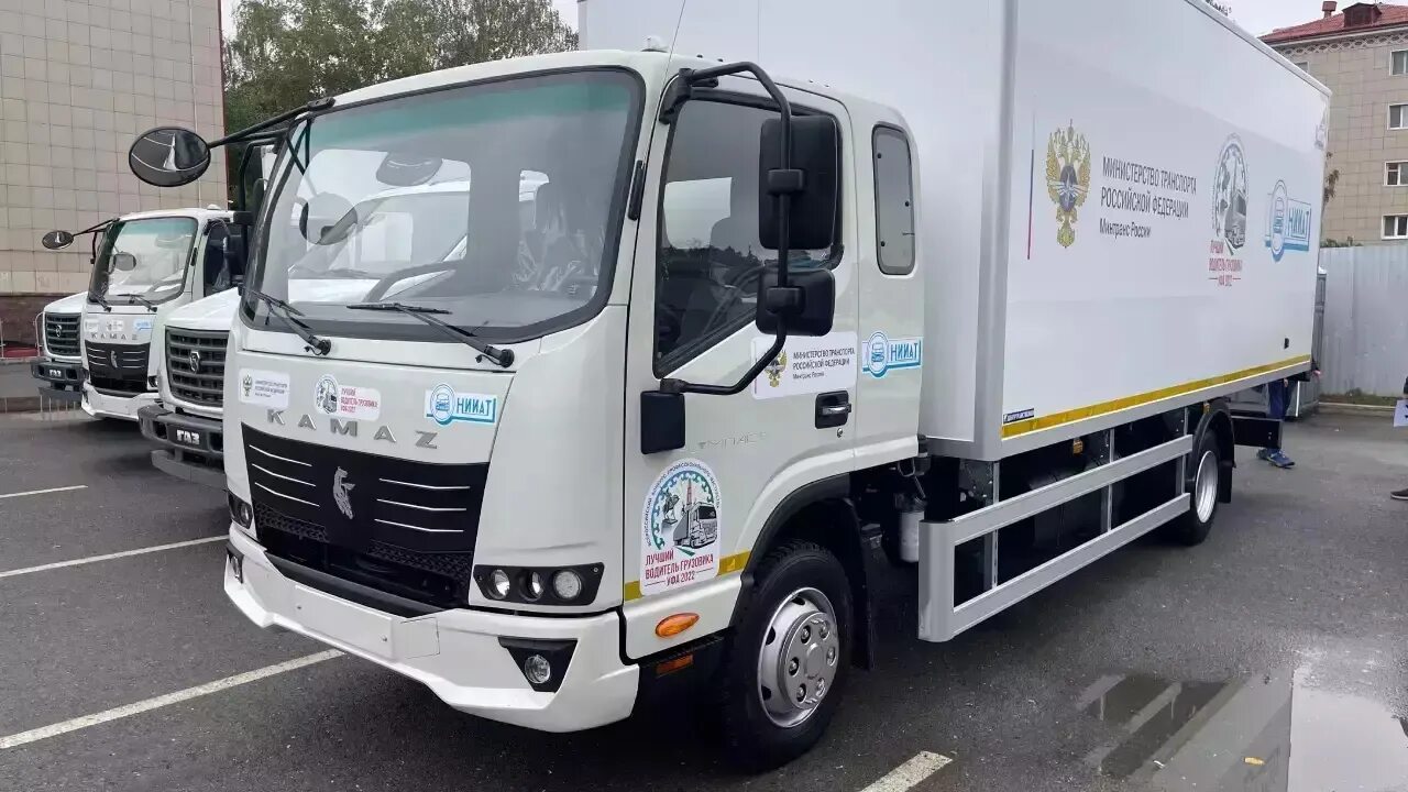 Камаз 43089 компас. Камаз компас 2022. Камаз компас легкий грузовик 3. 5т. Камаз компас 5.