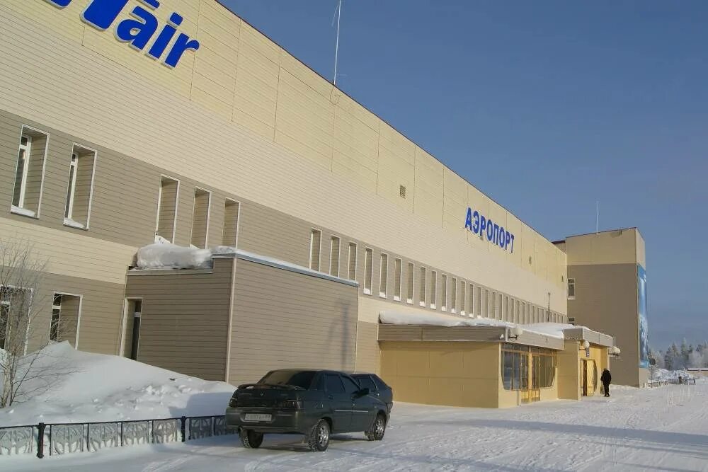Аэропорт UTair. Фотография из альбома Наш великий и прекрасный Ноябрьск - 8 из 1