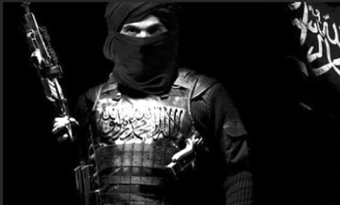 Нашид воин. Воин Ислама. Исламский воин. Бородатый воин Ислама. Воин Ислама в маске.