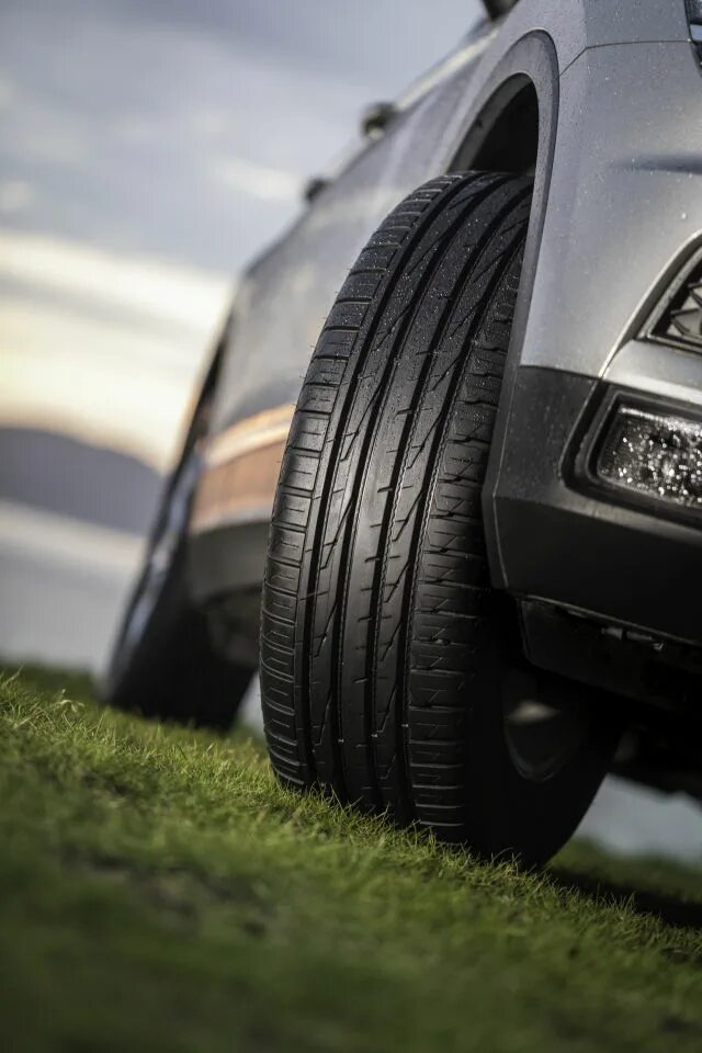 Шины nokian hakka blue. Nokian hakka blue 2 suv 22565 r17. nokian hakka blue 2. hakka blue 2 suv. nokian tyres hakka blue 2.