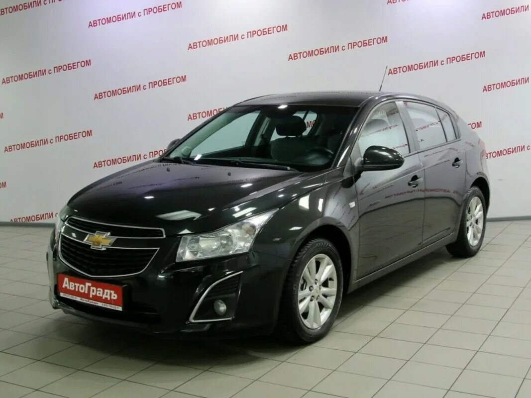 Купить авто в екатеринбурге и свердловской. Chevrolet Cruze 2013 1.8. Шевроле Круз Рестайлинг 2013. Шевроле Круз 2012 Рестайлинг. Шевроле Круз 1.8 серая.