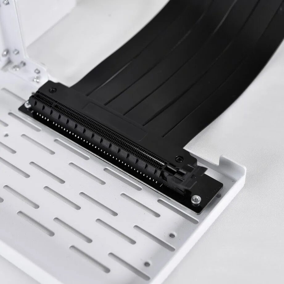 Lian li vertical gpu bracket. Raiser cable lian li pcie 4.0 dubai.
