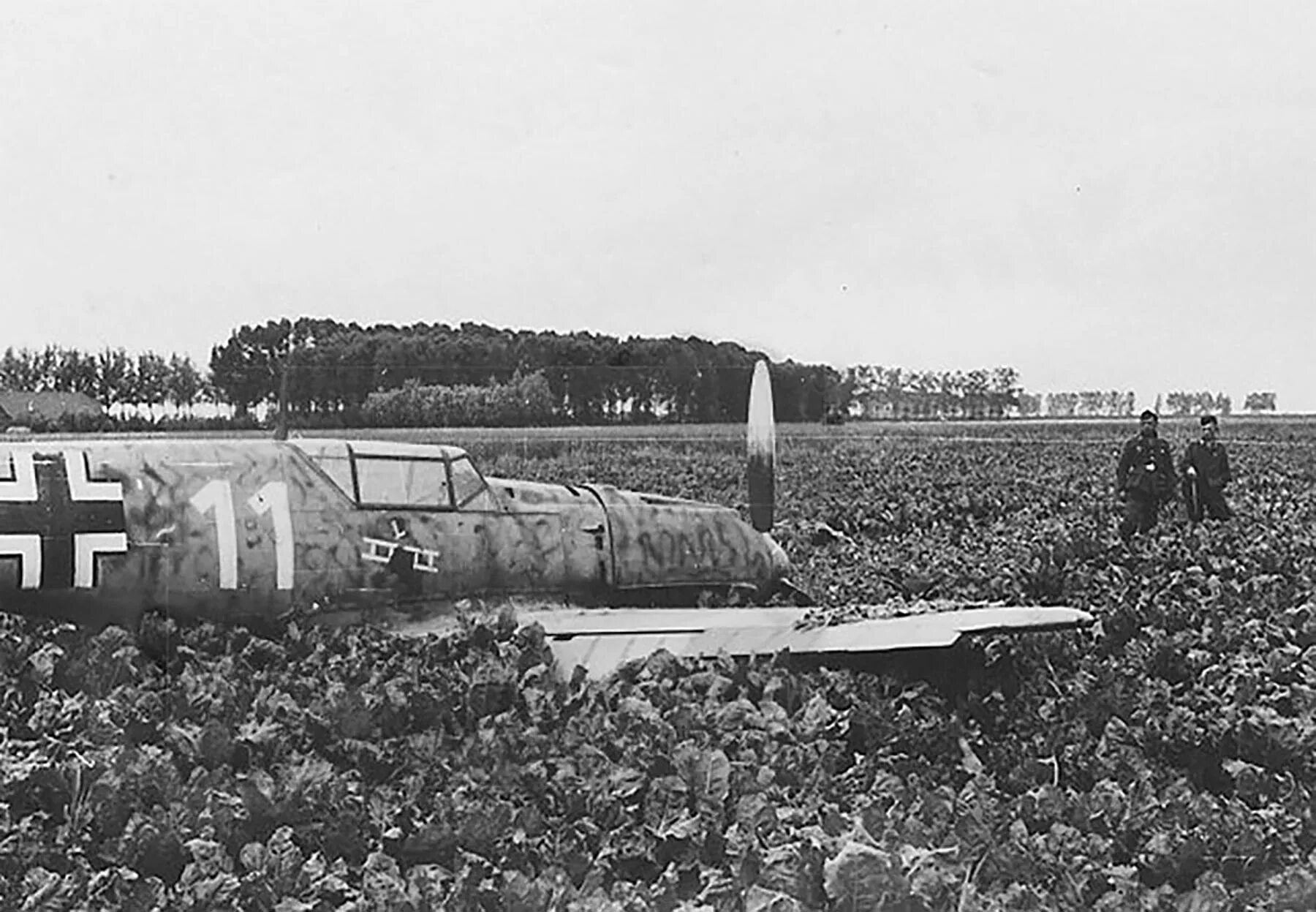 8 9 10 11 мая. Bf-109 JG 54. Мессершмитт 109 е битва за Францию. Оккупированные Голландия Бельгия 1940. Аэродром Британия ww2.