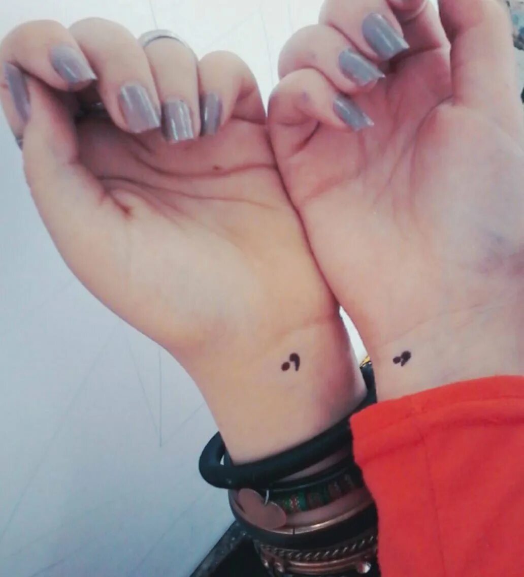 парные тату надписи. парные тату строчки из песен. совместные тату для пары. песня парные тату. тату надписи для пар.