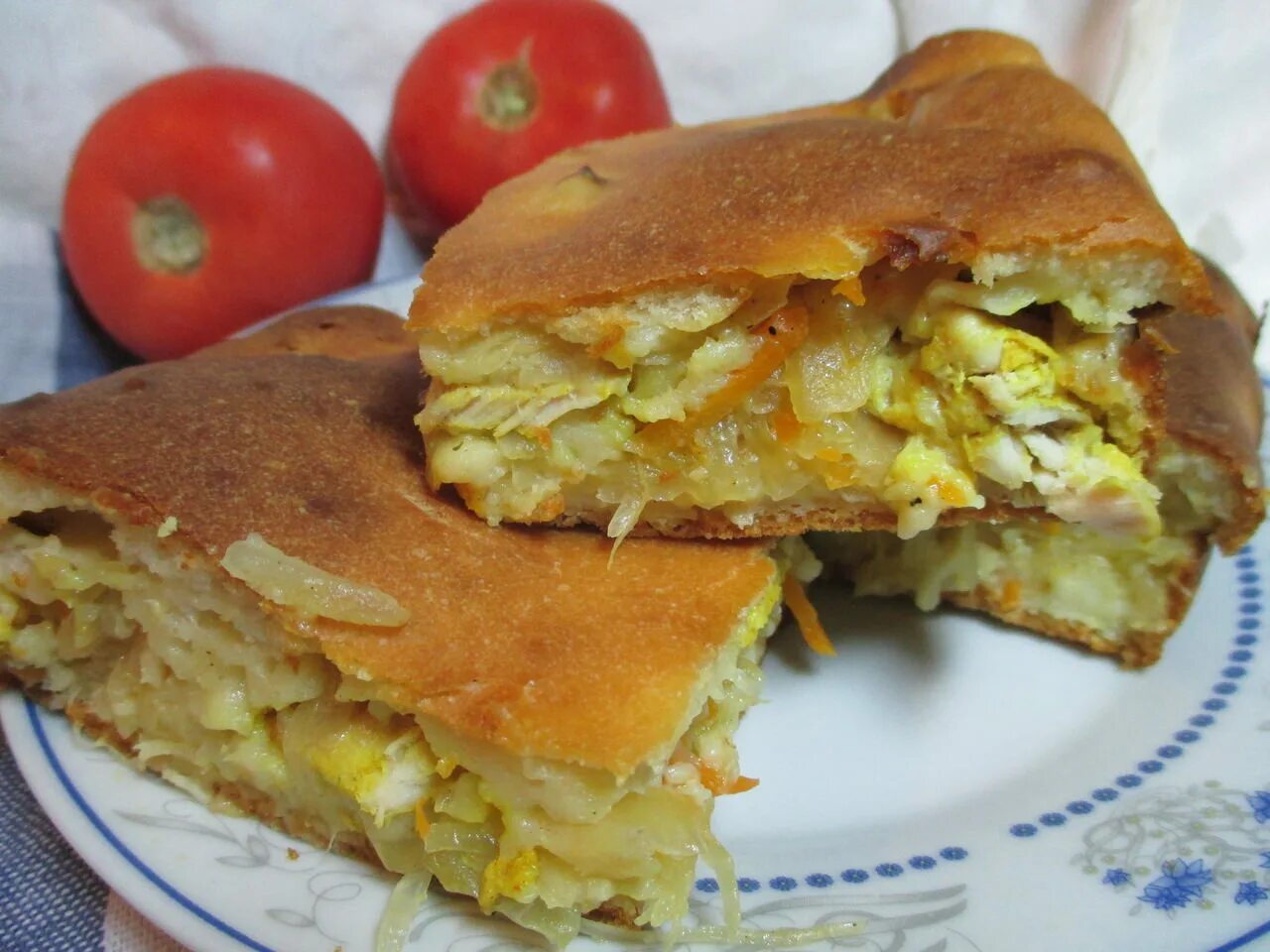 Пирог с капустой и картошкой в духовке. Пирог с капустой. пирог с капустой и картошкой. заливной пирог с картошкой. пирог с квашеной капустой.