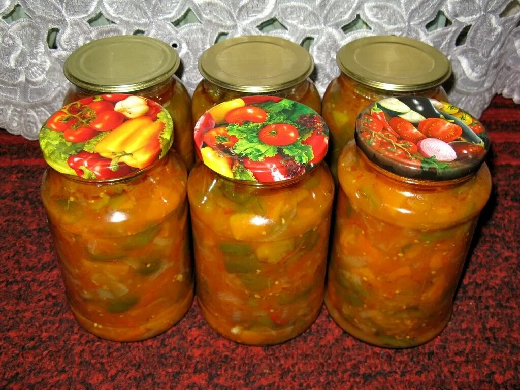 Салат на зиму из разных овощей. Зимние заготовки. салаты на зиму. салат глобус. заготовки на зиму салаты.