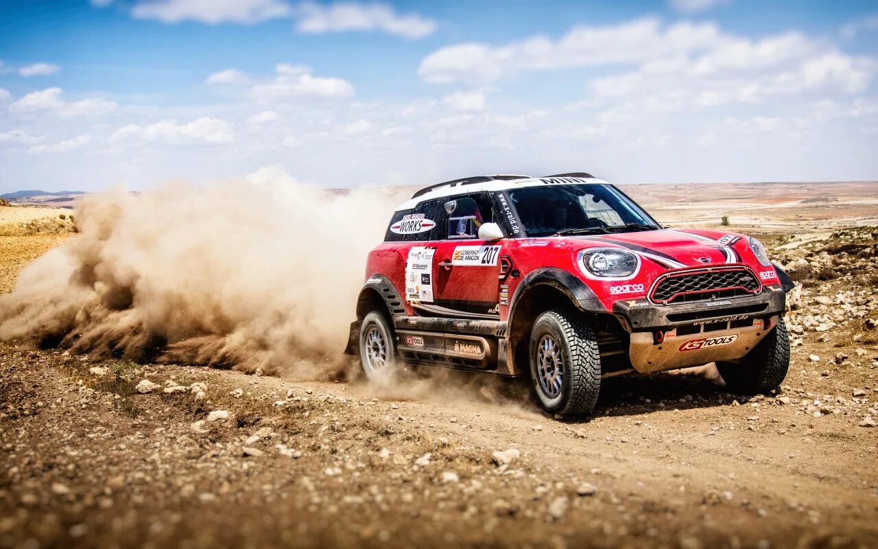 Ралли париж дакар джипы. Ралли wrc колин макрей. Ралли. Дакар бедуин. Hyundai i20 wrc 2016.