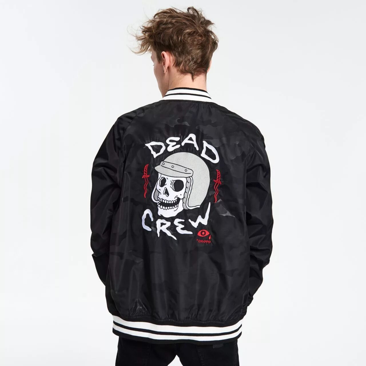 Бомбер кропп женский. Death crew футболка bearding. Cropp куртка night crew. Death crew. Dead crew.