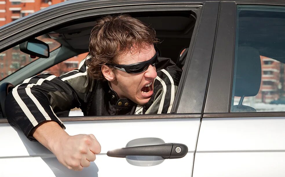 Водитель псих. Злой водитель. Веселый водитель. Водитель хам. Водитель за рулем.