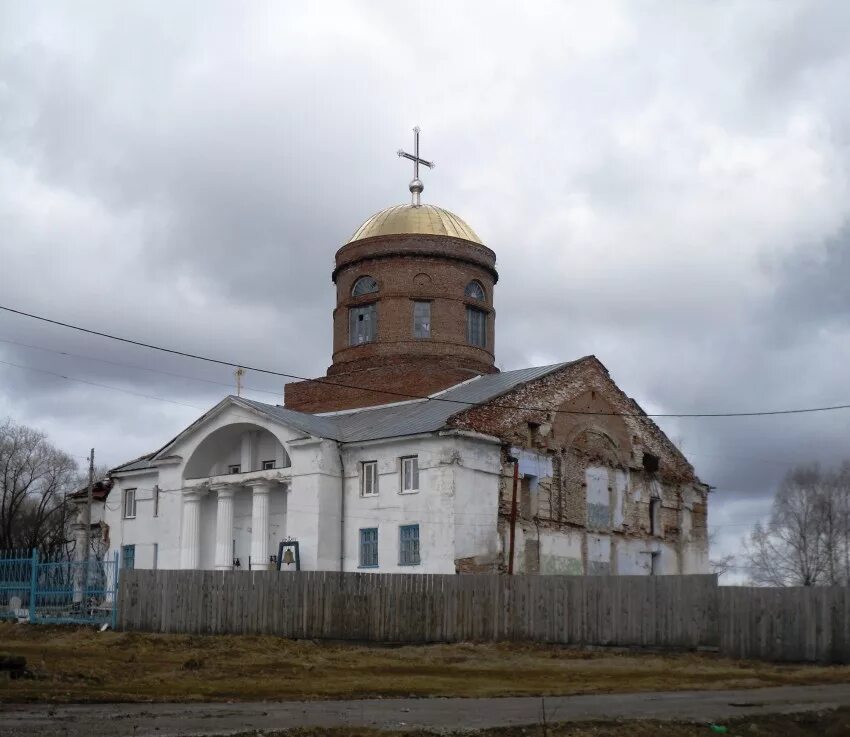 Александровск пермский край сайт. Церковь Александровск Пермский край. Спасо Преображенская Церковь Александровский Пермский край. Город Александровск Пермский край храм. Спасо-Преображенской церкви Александровск.