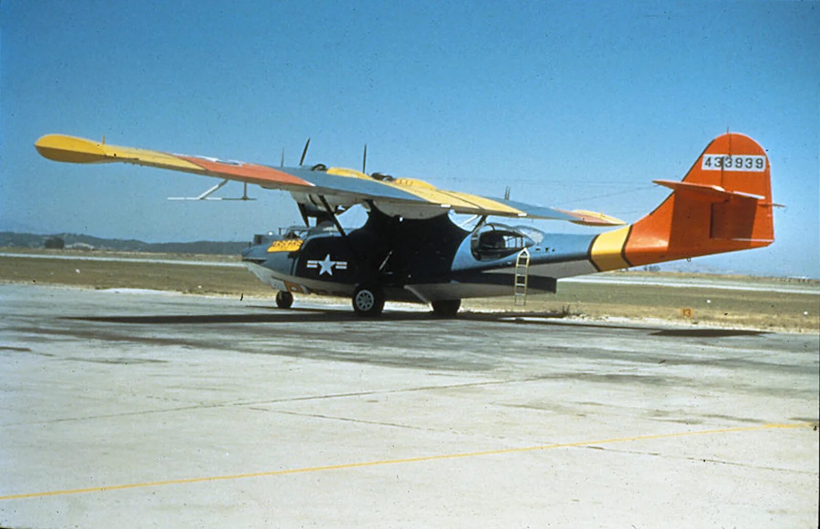 Ввс кубы. Pby каталина в пустыне. catalina pby-4. консолидированная каталина pby. авиация кубы.