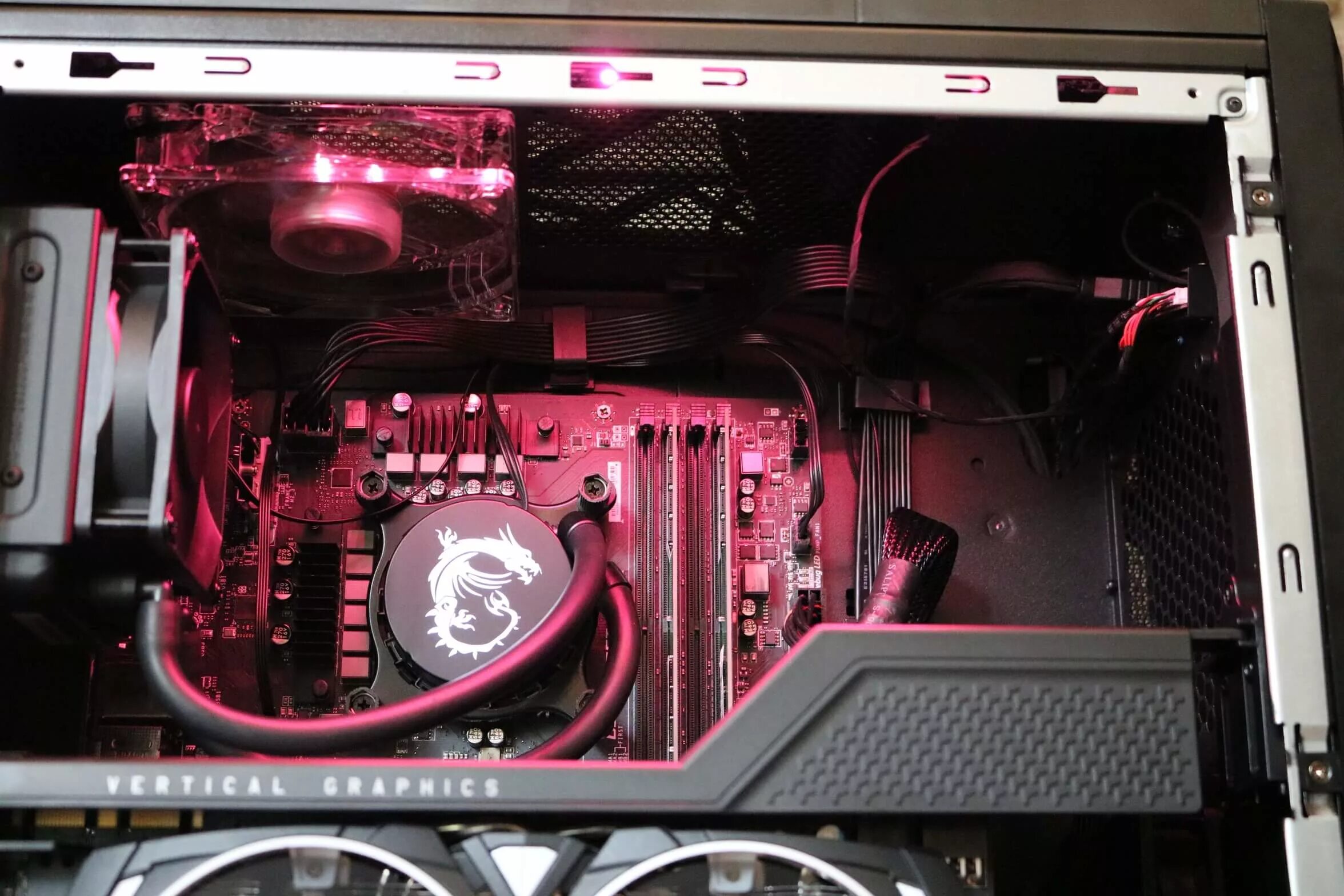 Meg infinite x. Msi infinite x. msi meg infinite x. пк msi mag infinite s3 11sc-213xru. msi infinite x 10se-808ru.