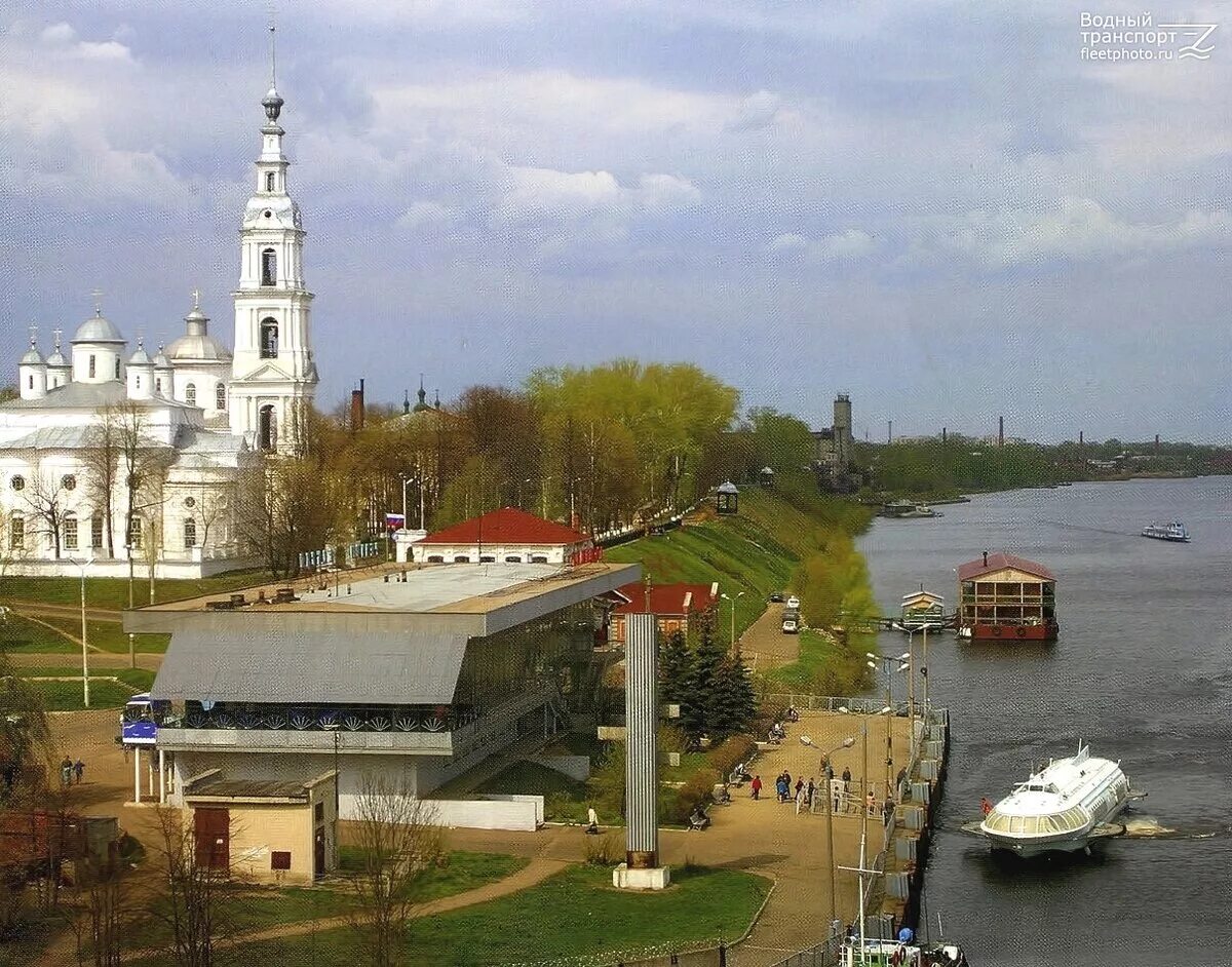 Кинеш. Речной вокзал кинешма. кинешма кинешемский кремль. кинешма волга. город кинешма в ивановской области.