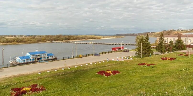 Набережная павлово. Веб камера павлово на оке набережная. Понтонный мост нижний новгород. Набережная реки оки павлово. Набережная реки оки павлово.
