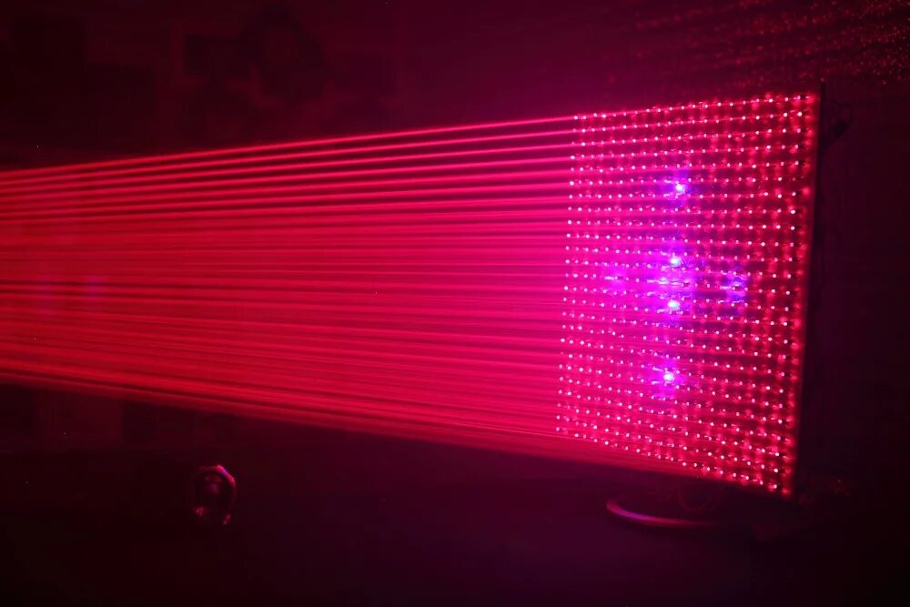 Лазерный мини проектор mini laser stage laser lighting. Лазерные лучи лампа. Лазерный проектор star lazer lighting. Laser лампы. Лазерная указка синий луч 100000 мвт.