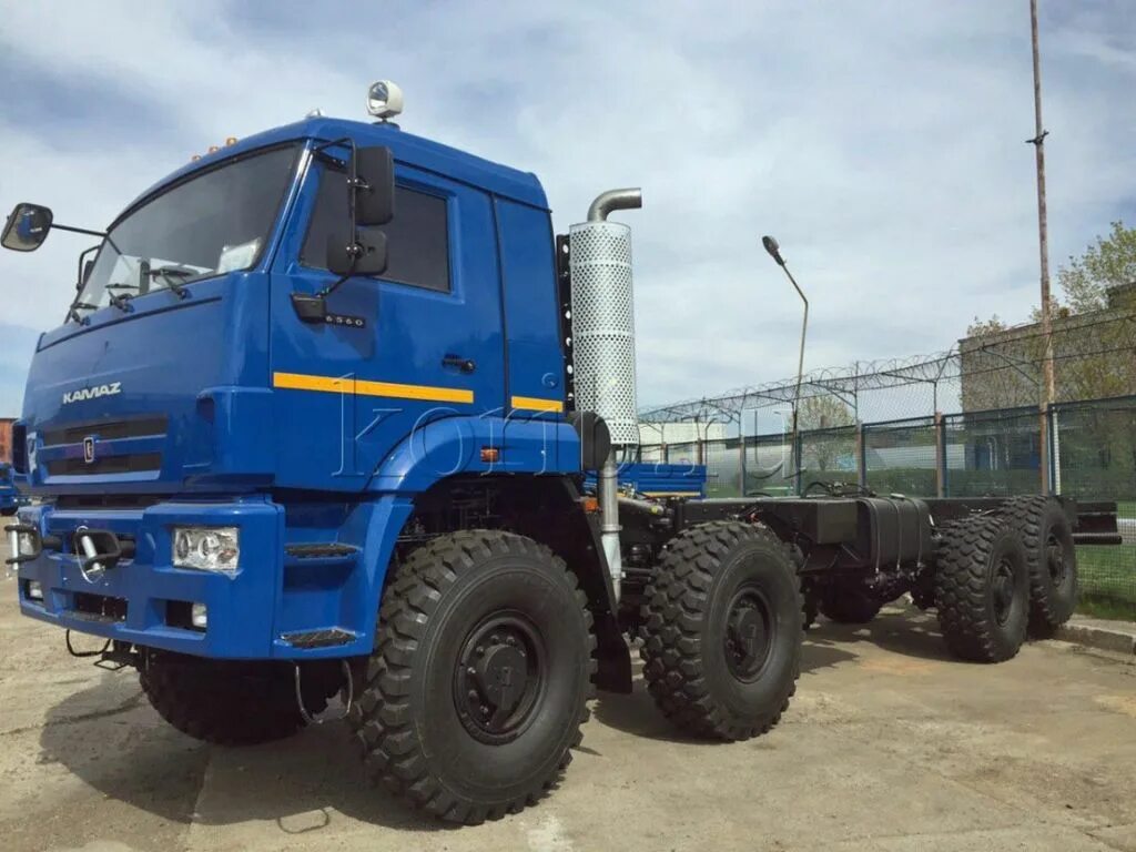 Авито камаз шасси. Камаз 6560 шасси. камаз 6560-53. камаз 6560-3960-53. камаз 6560 8х8.