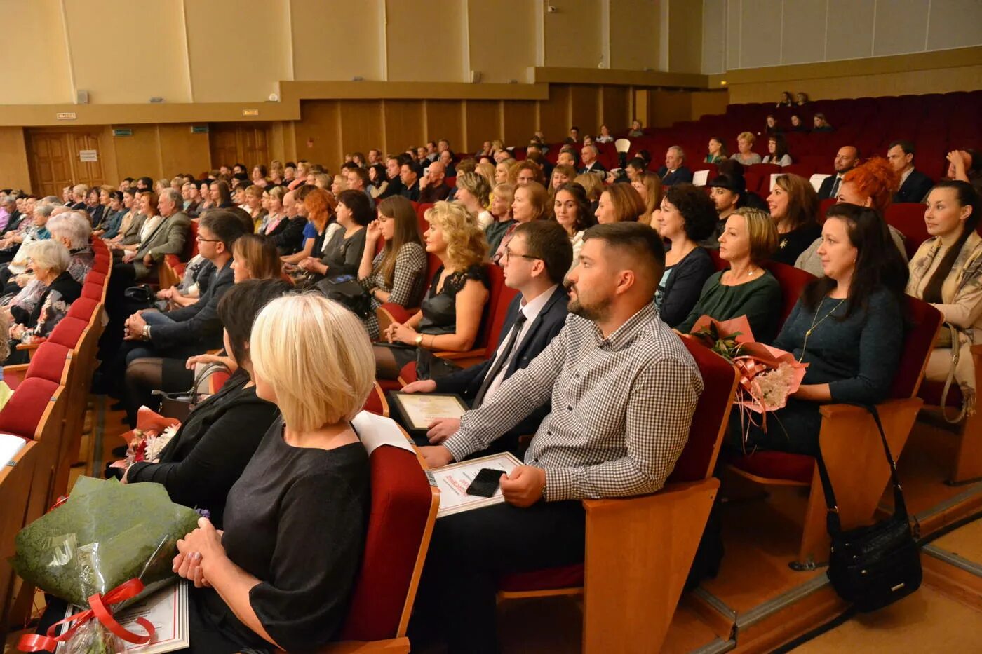 Вологда советский проспект 100 поликлиника. Вологодский областной онкологический. Вологодский онкологический диспансер главный врач. Онкодиспансер вологда советский проспект. Вологодский областной онкологический.