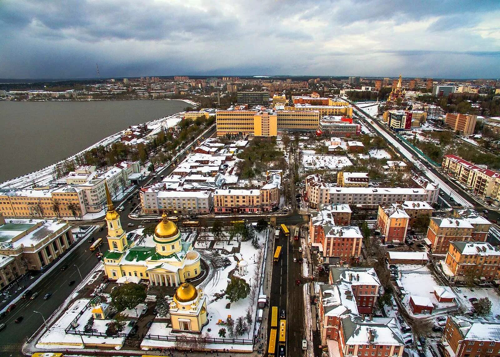 Как называется город ижевск. Ижевск. удмуртия город ижевск. удмуртская республика столица ижевск. ижевск центр города.