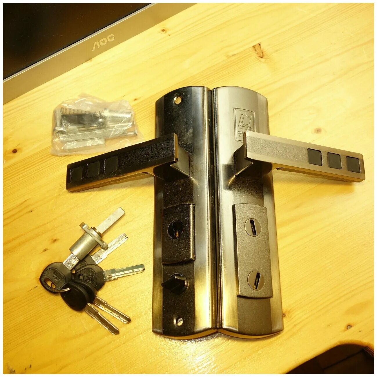 Ручка Master Lock ml-300. Master Lock quatro ml-300. Замок ml 300 Masterlock. Ml300 замок мастер лок внутри.