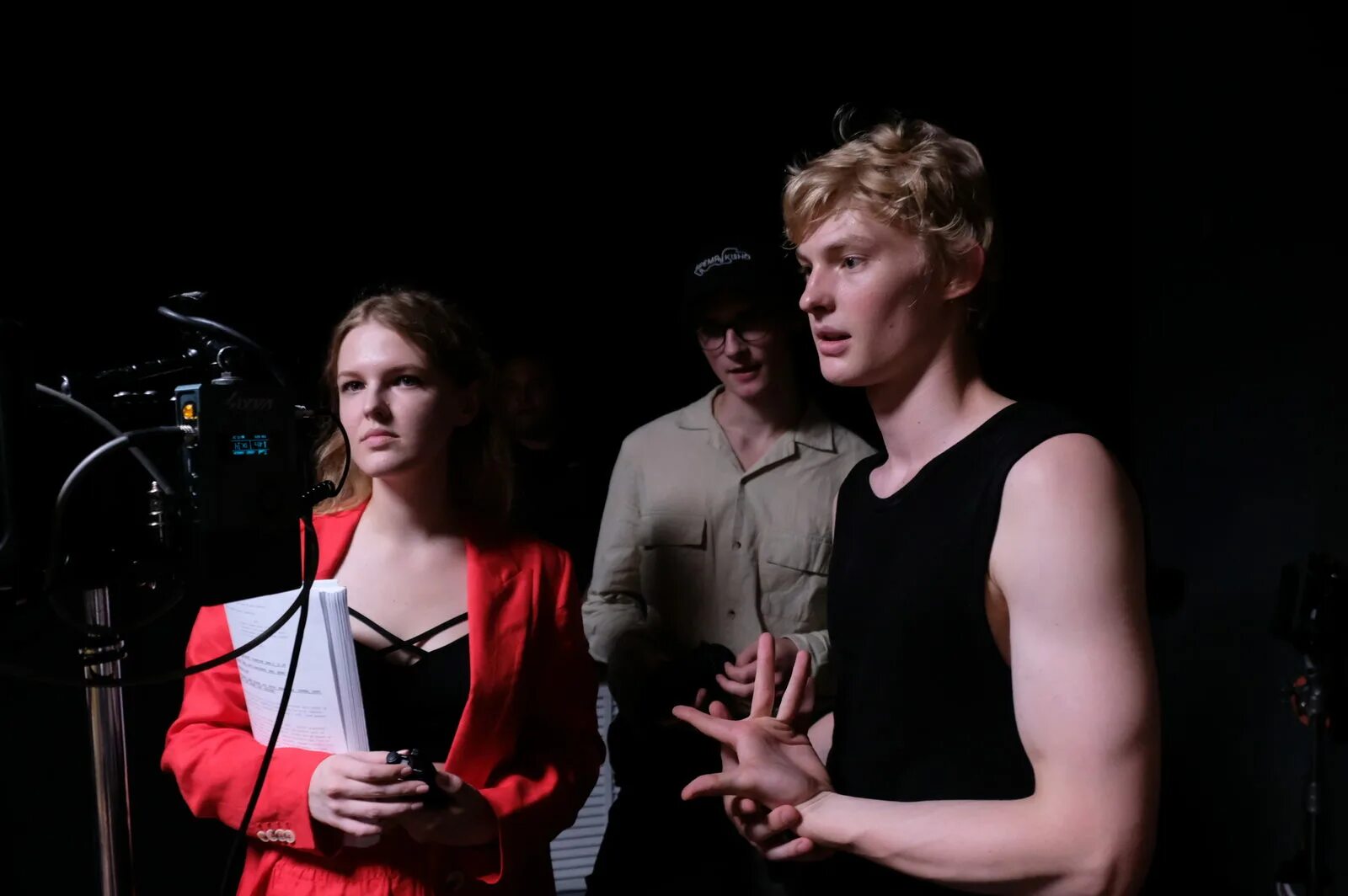 Тайное влечение фильм австралия. Наоми уоттс тайное влечение. Робин райт и наоми уоттс. Тайное влечение софи лоу. Тайное влечение 2023.