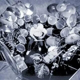 Destroy drum kit