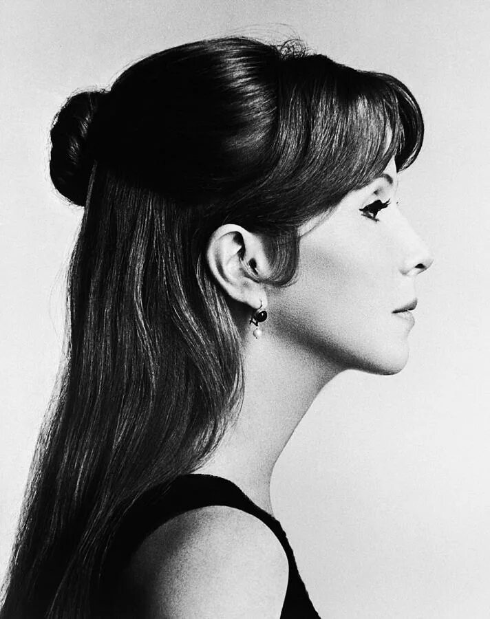 прически в стиле 70-х годов. стрижка паж 70е. супермодель джин шримптон. стрижка сессон 1970. нина фосетт.