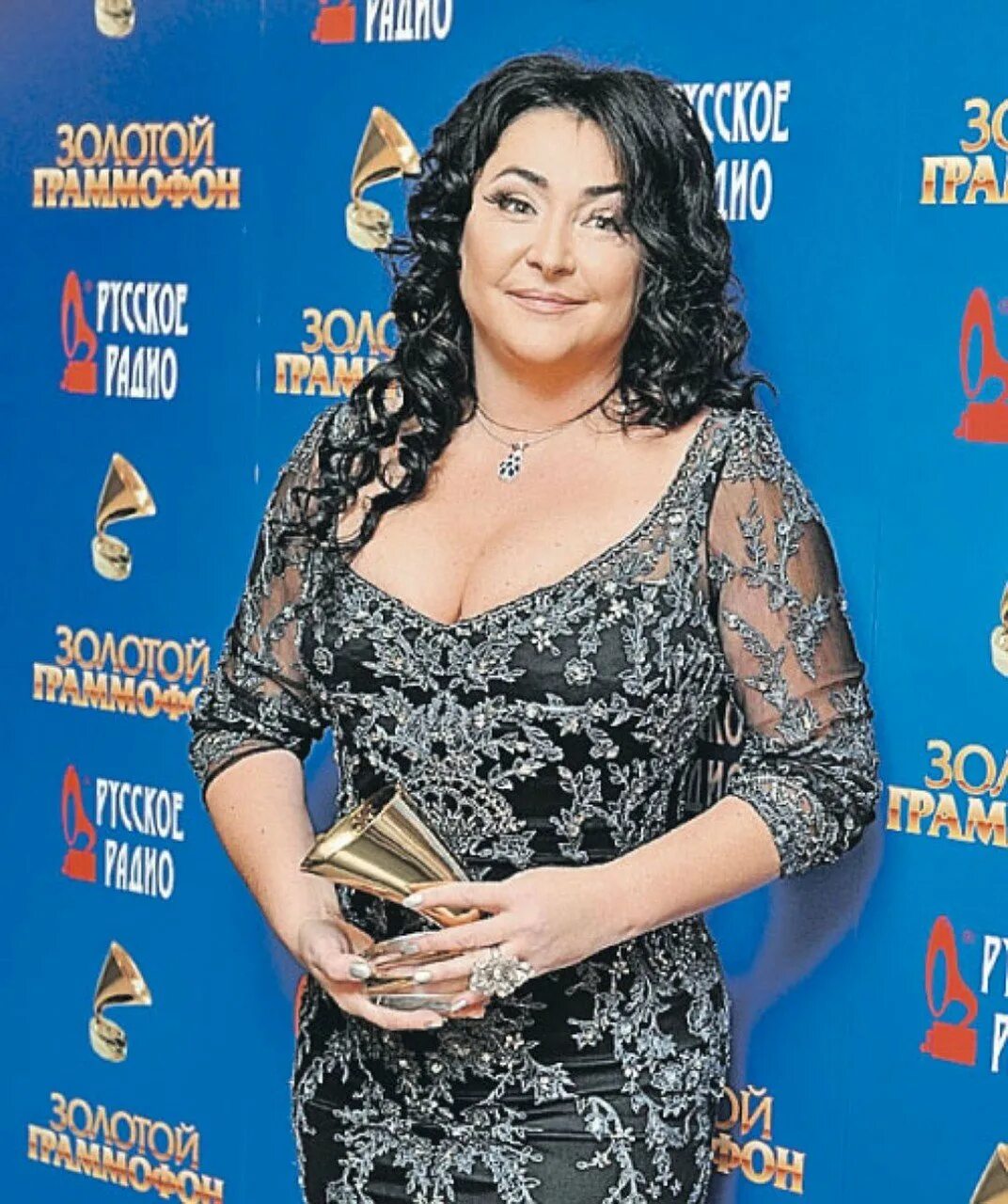 лол та милявскся сейчас. милявская 2020. лолита милявская молодая. как сейчас выглядит милявская. лол та милявская.