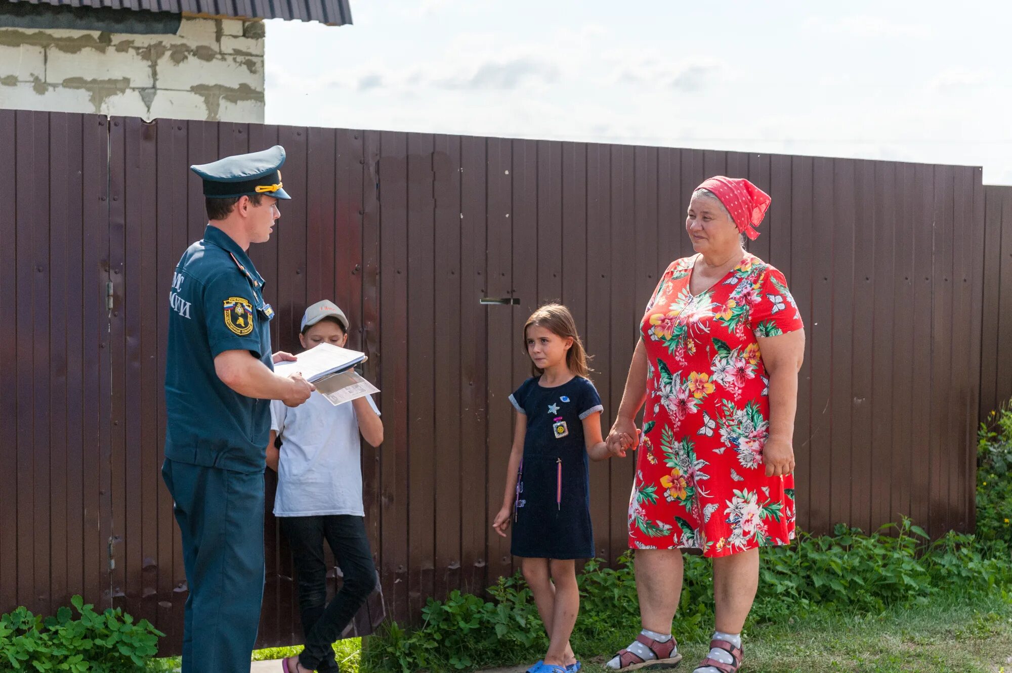 Новости брянска подсмотрено. МЧС Брянск. Рейд в Брянской области. Профилактические рейды МЧС В жилом секторе. Новости Брянска и Брянской области.