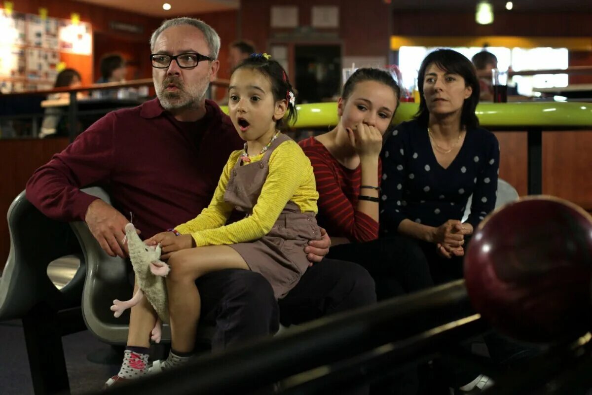 отец 2012. папочка сериал 2012–2017. здравствуй папочка фильм филиппины. папа смотри. отец 2012.