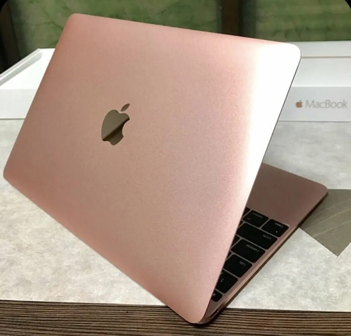 Эпл макбук розовое золото. Макбук Air 2020 Rose Gold. Apple MACBOOK Air 13 m1 золотой. Макбук Эйр 13 розовое золото. Сервис макбук apple ros