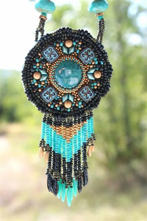 Украшения в этническом стиле. Украшения в этническом стиле. Бижутерия в африканском стиле. Ожерелье из бисера бохо. Бисер бохо.
