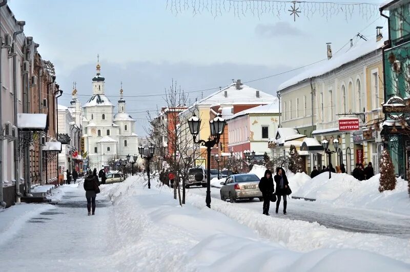 Центральная улица Владимира зимой.