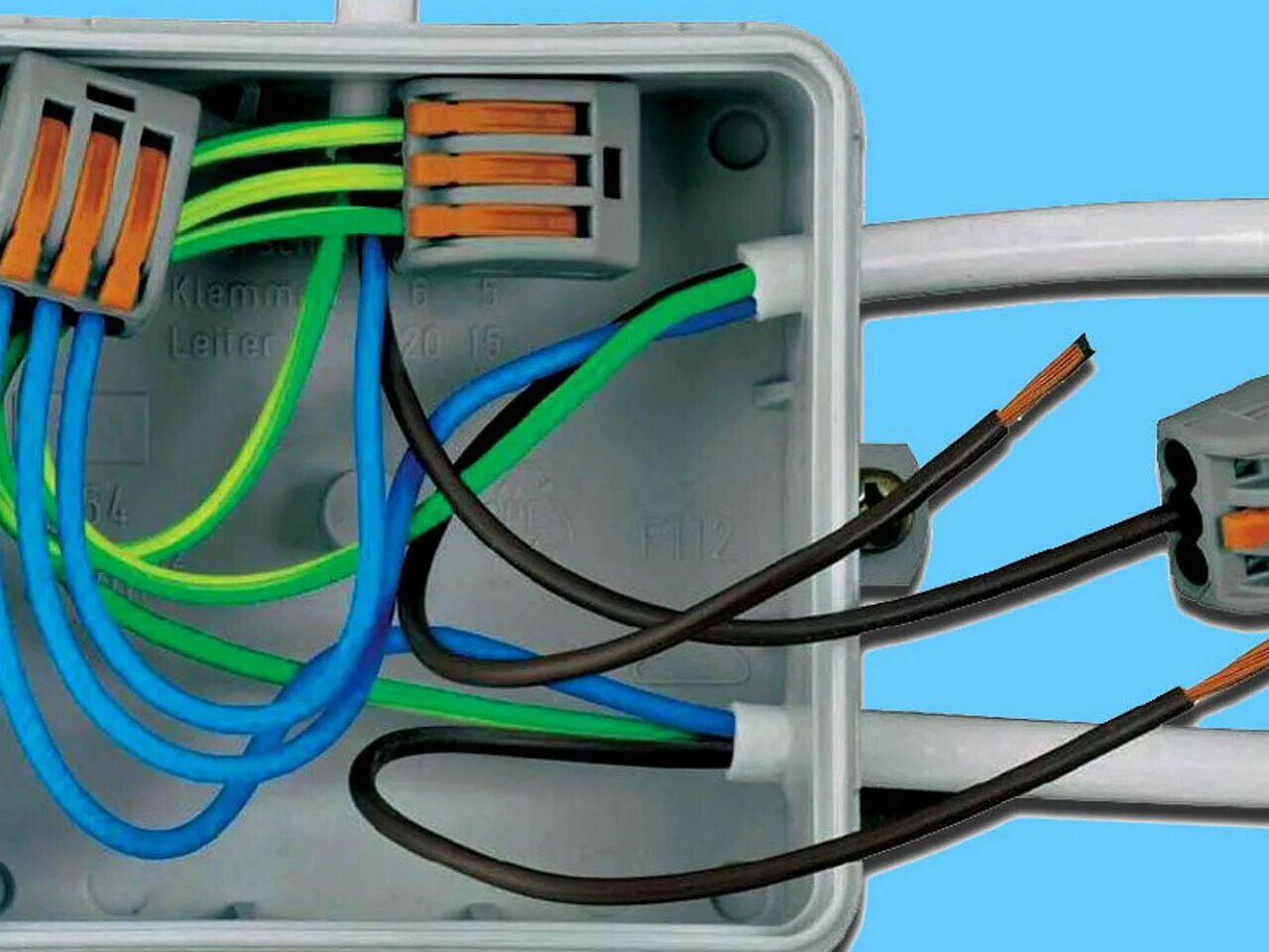 Разные соединения проводов. Клеммные коробки WAGO. Соединение ваго для проводов. Соединения ваго распред коробке. К4518 WAGO для распаячных коробок.